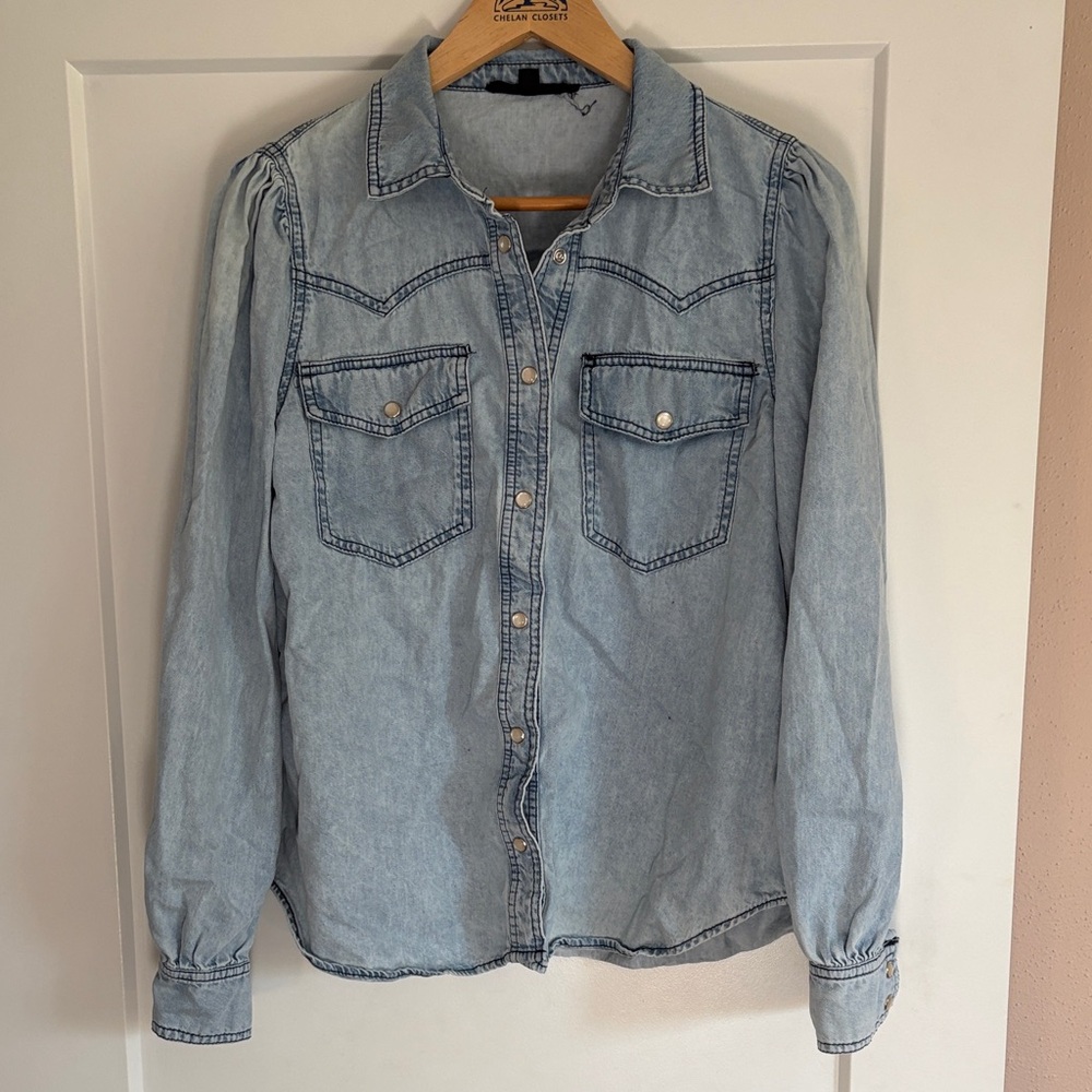Jane and Delancey Western Style Denim Shirt with Pearlescent Snaps.